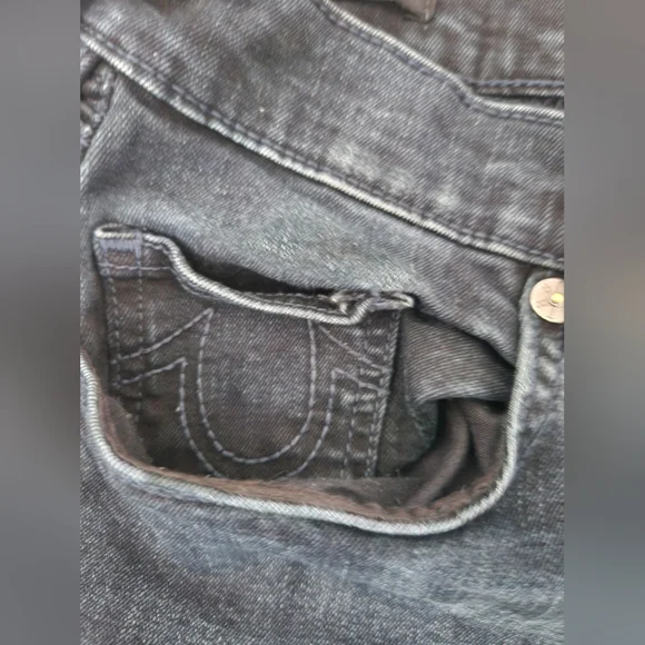 True Religion Relax Skinny Jeans - Size 33 - Picture 14 of 16
